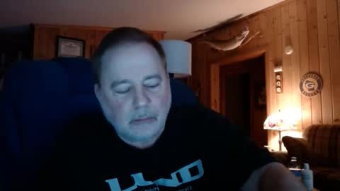 Snapshot of bigthicksatisfying2 chatting on October 21, 12:58 am bigthicksatisfying2 online show from October 21, 12:58 am