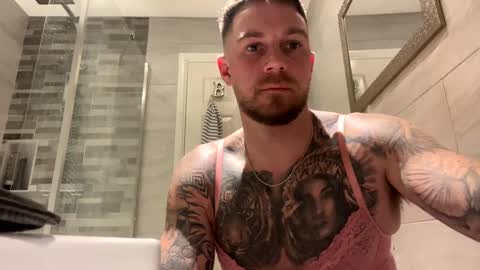 Billicdx online show from December 19, 6:01 pm