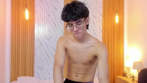 Billie online show from December 5, 4:19 am