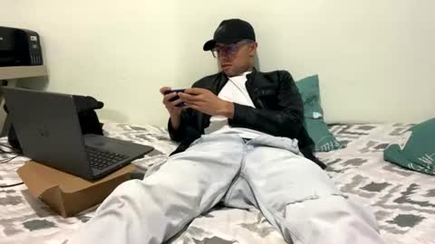 billy_magteo online show from July 27, 1:23 am