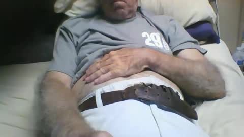 bisoutherner online show from April 25, 2:36 am