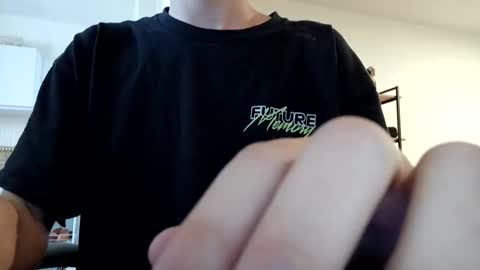 null online show from November 1, 9:35 am