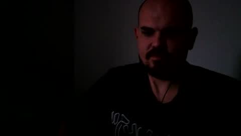 Em J online show from June 3, 6:24 pm