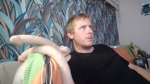 bizoukey15 online show from September 8, 8:30 pm