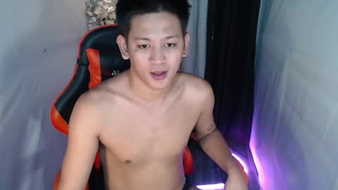 Snapshot of bj_alex31 chatting on September 16, 10:10 pm alex online show from September 16, 10:10 pm