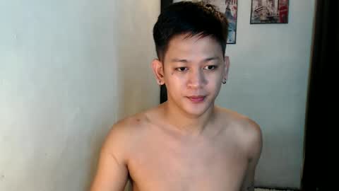 Snapshot of bj_alex31 chatting on February 16, 10:32 pm alex online show from February 16, 10:32 pm