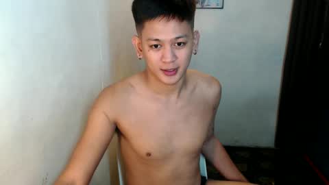 Snapshot of bj_alex31 chatting on February 2, 5:37 pm alex online show from February 2, 5:37 pm