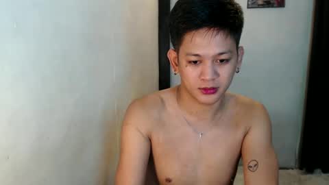 Snapshot of bj_alex31 chatting on February 21, 11:54 pm alex online show from February 21, 11:54 pm