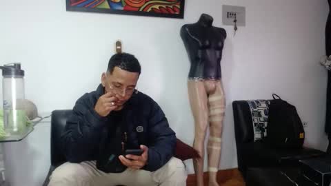 black_hot26 online show from November 1, 3:27 pm