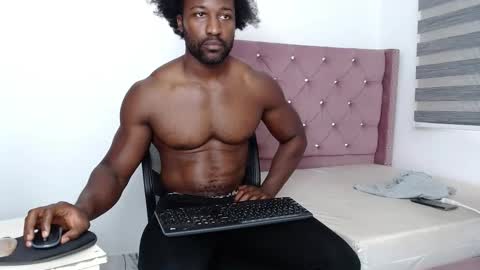 Snapshot of blacknikes chatting on October 15, 1:41 pm Twtter 1MikeBeckford Onlyfns beckfordmike online show from October 15, 1:41 pm