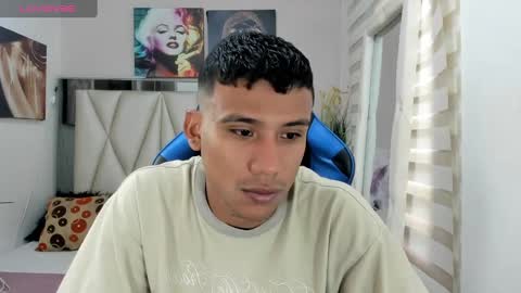 Snapshot of blacksex_boy chatting on January 26, 12:54 pm Marlon online show from January 26, 12:54 pm