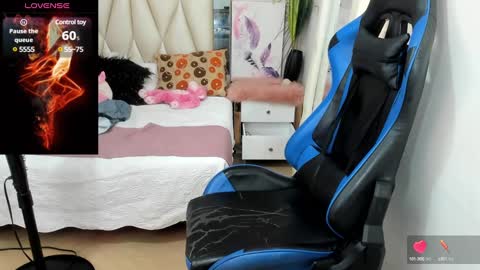 Snapshot of blacksex_boy chatting on January 30, 6:32 pm Marlon online show from January 30, 6:32 pm