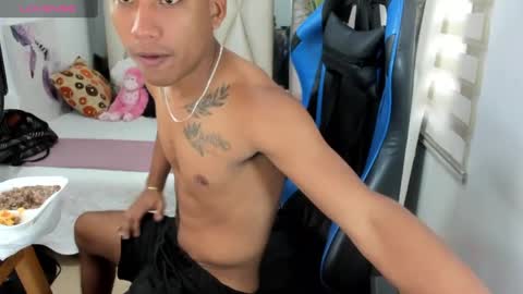 Snapshot of blacksex_boy chatting on January 20, 3:28 pm Marlon online show from January 20, 3:28 pm