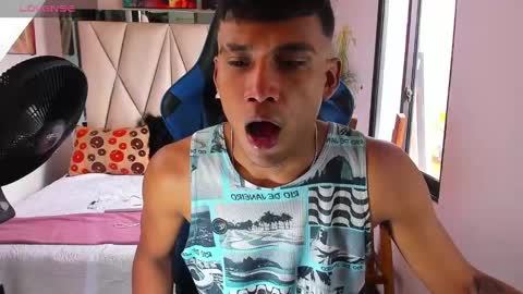 Snapshot of blacksex_boy chatting on March 3, 5:23 pm Marlon online show from March 3, 5:23 pm