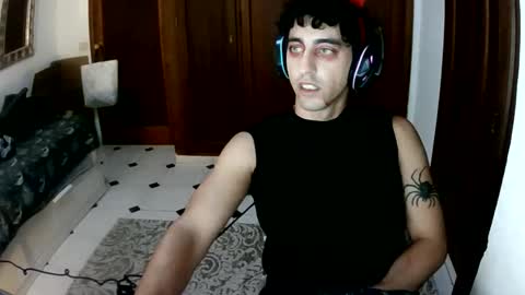 Snapshot of blckfaith chatting on November 1, 2:15 am blckfaith online show from November 1, 2:15 am