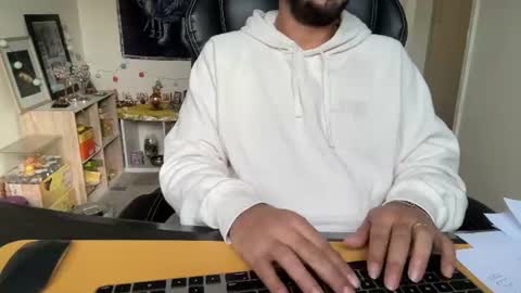 bleakshado online show from June 8, 1:28 am