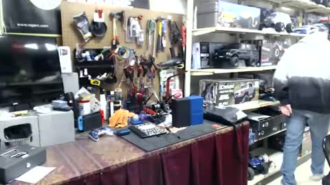 EeVeGuy online show from October 12, 12:10 pm