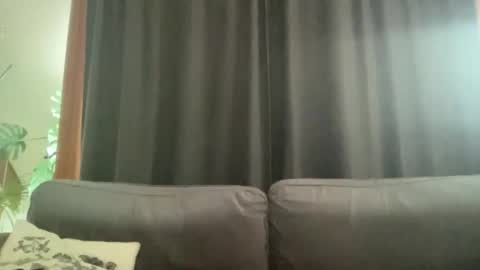 BlIdoL online show from February 17, 8:57 am