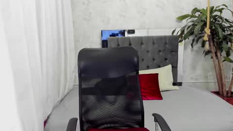 Snapshot of blondie_lover69 chatting on September 21, 8:42 pm Maleeth online show from September 21, 8:42 pm
