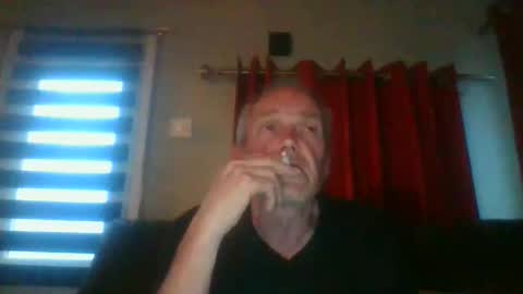 bloody52 online show from June 5, 8:14 pm