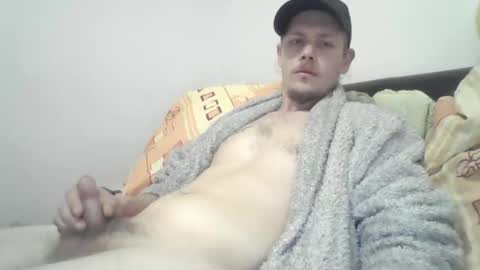 blook0000 online show from February 17, 6:42 am