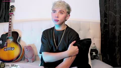 TAY   online show from January 3, 1:58 pm