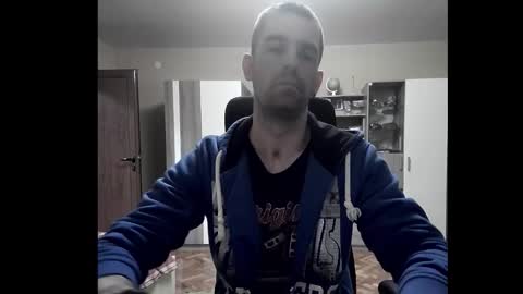 Runaway online show from February 8, 4:11 pm