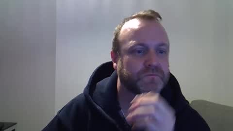 blue_eyes_paul online show from February 21, 12:00 am