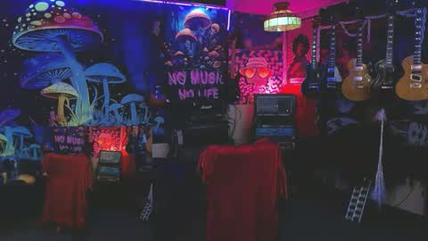 bluebandekim online show from April 5, 10:01 am