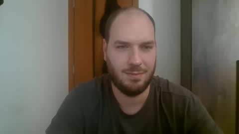 Snapshot of bluec2c chatting on December 27, 5:16 pm Blue online show from December 27, 5:16 pm