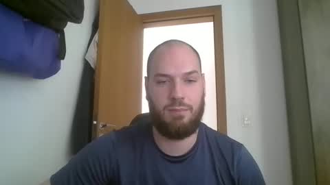 Snapshot of bluec2c chatting on March 6, 6:05 pm Blue online show from March 6, 6:05 pm