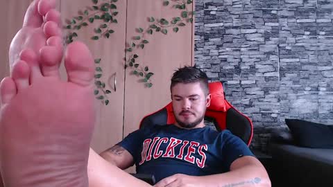 blueeyeboy0 online show from April 1, 12:29 pm