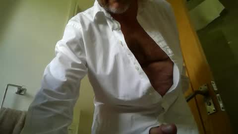 blueeyedboy021170 online show from June 3, 4:12 pm