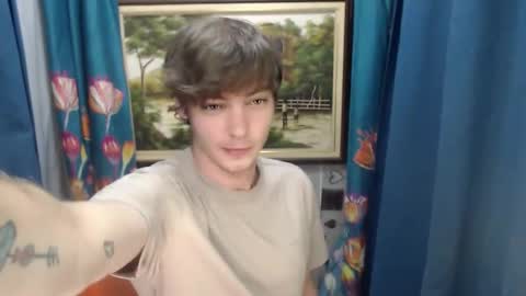 blueeyedboyisasia online show from June 5, 7:36 am