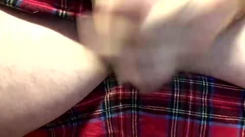 Blueyedudeseattle online show from April 15, 1:44 pm