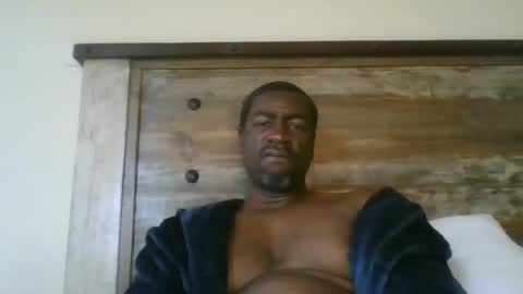 bluuthunder1914 online show from February 23, 3:36 pm