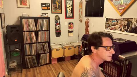 ZuperZexyZounds online show from April 4, 6:54 am