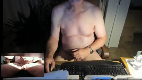 SlaveRobert online show from June 29, 9:59 pm