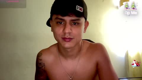 Snapshot of bob_pettersonn chatting on December 21, 3:31 pm Bob INDEPENDENT MODEL online show from December 21, 3:31 pm