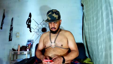 bobby_kbrera online show from December 16, 12:39 am