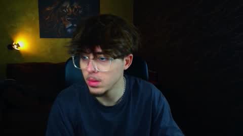 BodhiHayes online show from March 26, 6:06 am