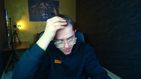 BodhiHayes online show from April 21, 6:52 am