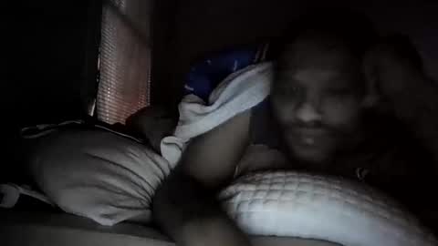 bonesda477613 online show from January 19, 2:41 pm