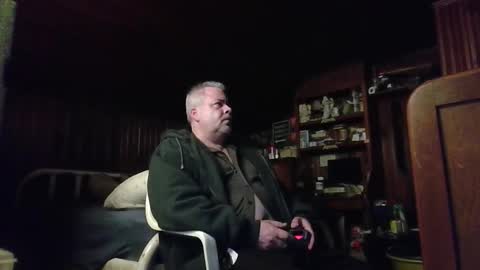 Snapshot of booshy chatting on October 21, 5:27 pm Booshwa online show from October 21, 5:27 pm