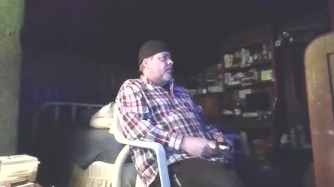 Booshwa online show from December 14, 7:54 pm