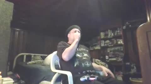 Booshwa online show from November 8, 7:06 pm