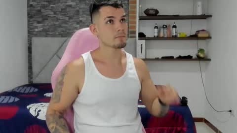 booyhott_ online show from February 23, 8:43 pm