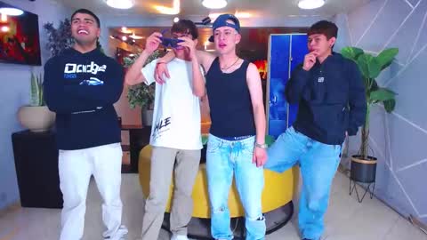 THOMAS AND DAMIAND online show from October 22, 4:16 am