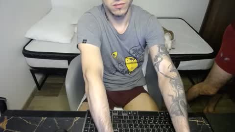 bossking019 online show from January 29, 8:35 pm