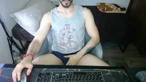 bossking019 online show from March 8, 6:03 pm